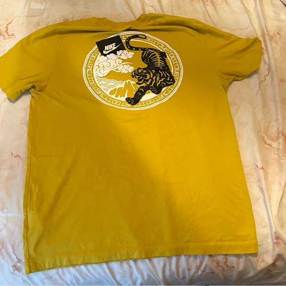Nike x versace tee - Picture 2 of 2